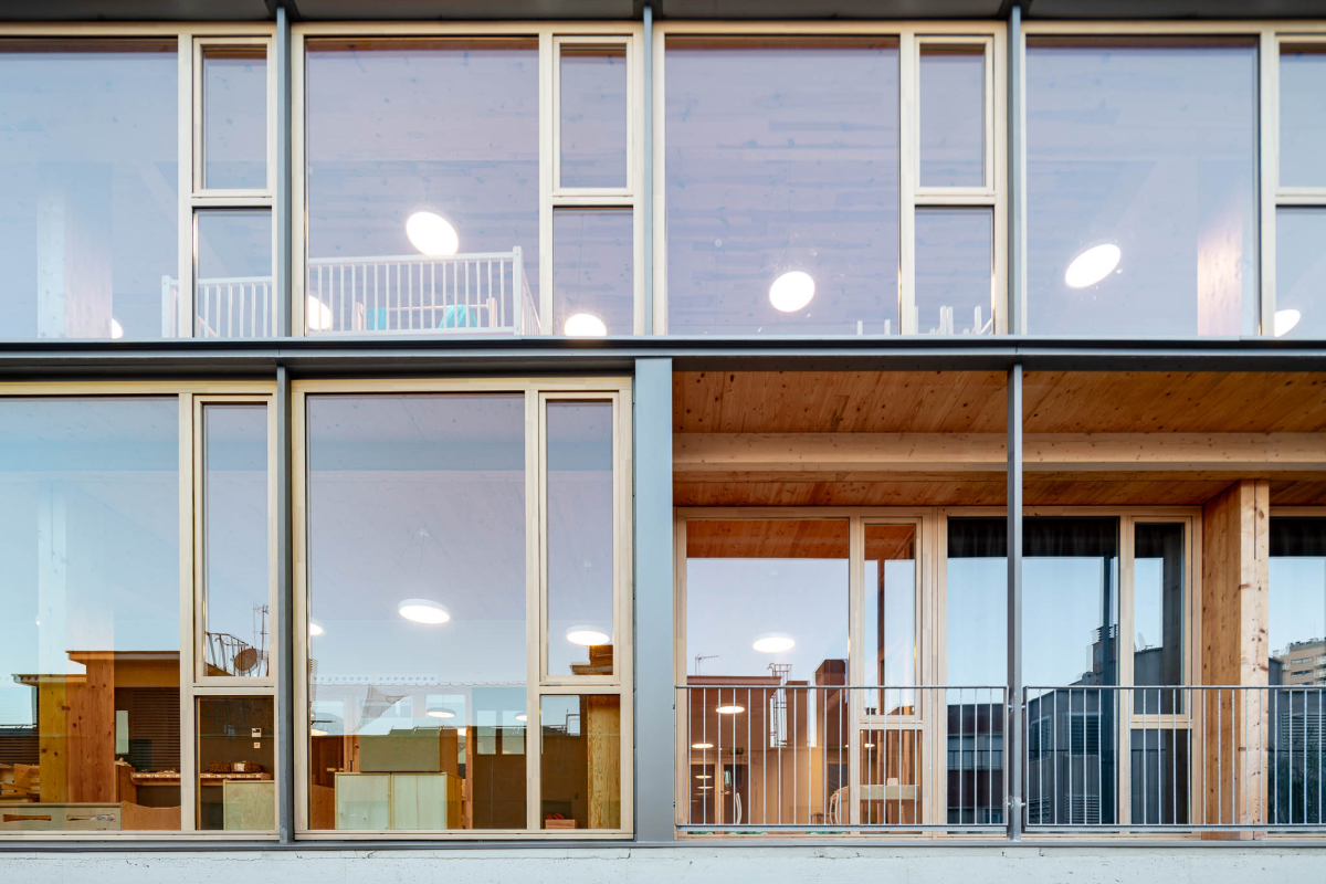 Guardería municipal y espacio familiar "LA TEIXONERA"